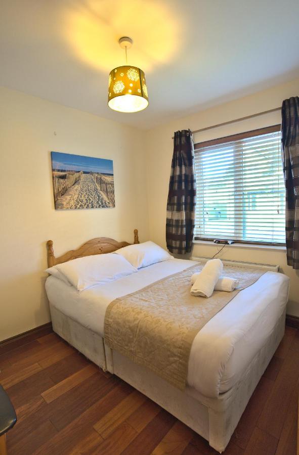 Village Lodge - Carlingford Exteriör bild